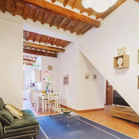 Michael'S Home - Cozy Apartment In The Heart Of Lucca Dış mekan fotoğraf