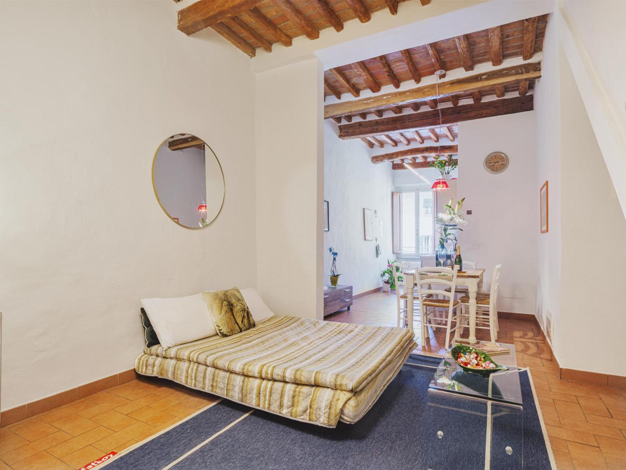 Michael'S Home - Cozy Apartment In The Heart Of Lucca Dış mekan fotoğraf